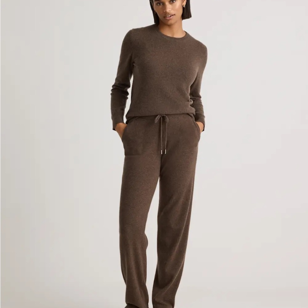 Quince Mongolian Cashmere Crewneck Sweater truffle brown size Sm never worn - Picture 3 of 7
